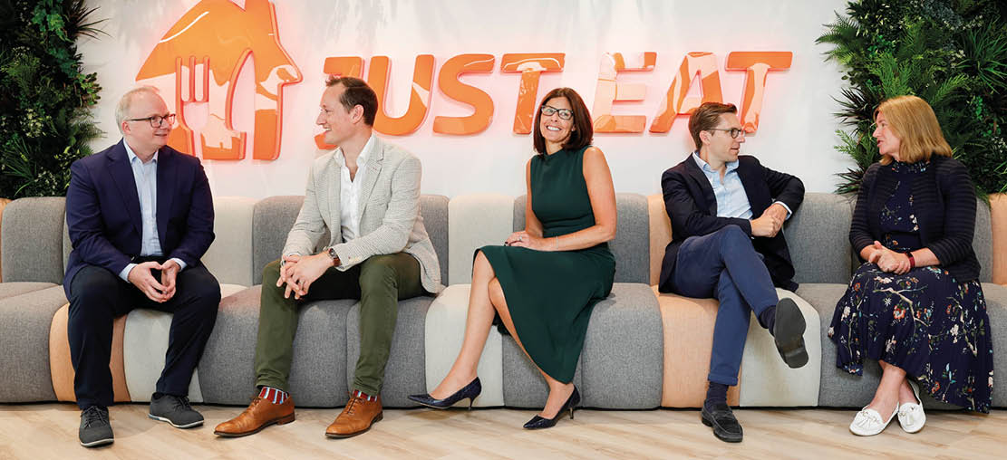 *** NO REPRODUCTION FEE *** DUBLIN : 27/6/2023 : Pictured were: Shane Crilly, Founder of Base Wood Fired Pizza; Tristan Kaye, Commercial Director, Notpla; Amanda Roche-Kelly, Managing Director of Just Eat Ireland; Andrew Kenny, Chief Commercial Officer, Just Eat; Maureen Gahan, Food Service Specialist with Bord Bia at the launch of the Just Eat Food Delivery Report. Launched by Just Eat as it marks 15 years of business in Ireland, the report aims to provide a rounded view on the significant role the sector plays in Ireland. Picture Conor McCabe Photography. MEDIA CONTACT : katie.genockey@teneo.com