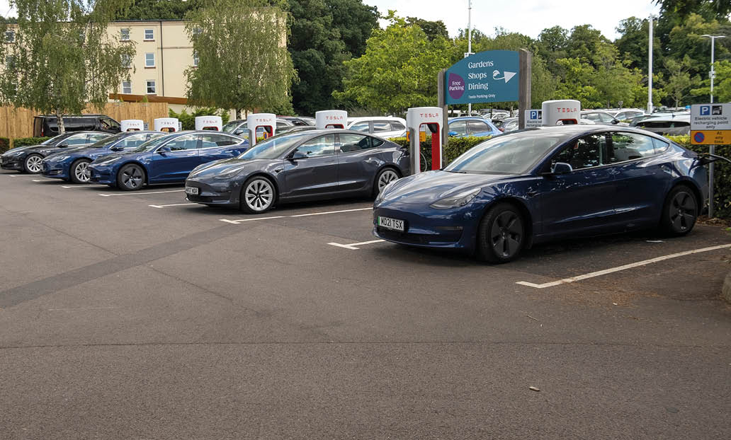 Trentham, Staffordshire, UK 08 29 2021 Electric cars at a charging station