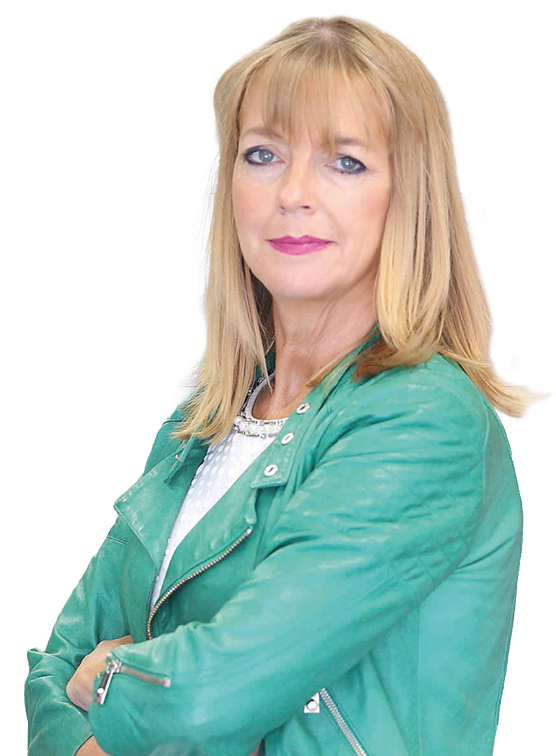 NO REPRO FEE 08/09/2015. RGDATA today launched a new initiative for training owners and staff in shops that are Licensed to sell alcohol. The company behind the development of the new programme, Alcohol.ie has offered fully endorsed training in responsible serving practices to the Irish Alcohol Industry since 1999, in conjunction with the Department of Health and Failte Ireland. The RRA Training Programme is an interactive, online program for all staff working in shops, supermarkets convenience stores and forecourt stores where alcohol is sold. It is designed to inform staff about their obligations under the RRAI Voluntary Code of Practice which has been agreed by the mixed trading sector. Pictured are Tara Buckley(whithe dress)Director General of RGDATA, Mary Mitchell O'Connor TD(pink dress) and Mary Kenny, owner of alcohol.ie today at launched of a new initiative for training owners and staff in shops that are Licensed to sell alcohol Photography: Sasko Lazarov/Photocall Ireland