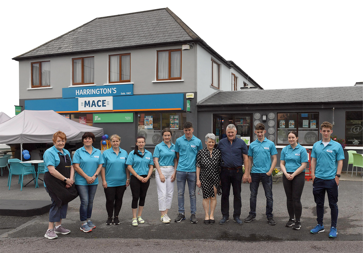 19-8-2022: pictured at the opening of the newly renovated Harrington's MACE Store in Ardgroom, West Cork on Friday. Photo: Don MacMonagle repro free photo from MACE