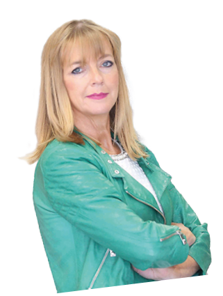 NO REPRO FEE 08/09/2015. RGDATA today launched a new initiative for training owners and staff in shops that are Licensed to sell alcohol. The company behind the development of the new programme, Alcohol.ie has offered fully endorsed training in responsible serving practices to the Irish Alcohol Industry since 1999, in conjunction with the Department of Health and Failte Ireland. The RRA Training Programme is an interactive, online program for all staff working in shops, supermarkets convenience stores and forecourt stores where alcohol is sold. It is designed to inform staff about their obligations under the RRAI Voluntary Code of Practice which has been agreed by the mixed trading sector. Pictured are Tara Buckley(whithe dress)Director General of RGDATA, Mary Mitchell O'Connor TD(pink dress) and Mary Kenny, owner of alcohol.ie today at launched of a new initiative for training owners and staff in shops that are Licensed to sell alcohol Photography: Sasko Lazarov/Photocall Ireland