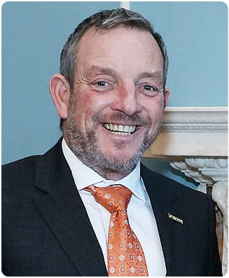 16/12/2022 NO REPRO FEE, MAXWELLS DUBLIN.Former Cathaoirleach of Seanad ireann Senator Mark Daly has been elected to Leas Chathaoirleach of the 26th Seanad  ireann. .Pic shows ( l to r ) Senator Jerry Buttimer, Cathaoirleach of Seanad  ireann and Senator Mark Daly, Leas Chathaoirleach..PIC: NO FEE, MAXWELLS.