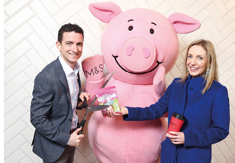 17/11/22 ***NO REPRO FEE*** Eddie Murphy, M&S Trading Director and Fiona Matthews, Applegreen ROI Managing Director pictured with Percy Pig at the Applegreen Mountgorry in Swords Co Dublin, for the launch of the very first M&S Food in store at Applegreen. The exciting partnership is the continuation of Applegreen's commitment to providing the best in store experience and choice to its customers by adding over 400 exclusive M&S food products. The very best of M&S Food; including fresh fruit, sandwiches and salads, dinner for tonight and a selection of other delicious M&S treats including everyone’s favourite, Percy Pigs and Colin the Caterpillar cakes, are now available in store at Applegreen Mountgorry.. Pic: Marc O'Sullivan