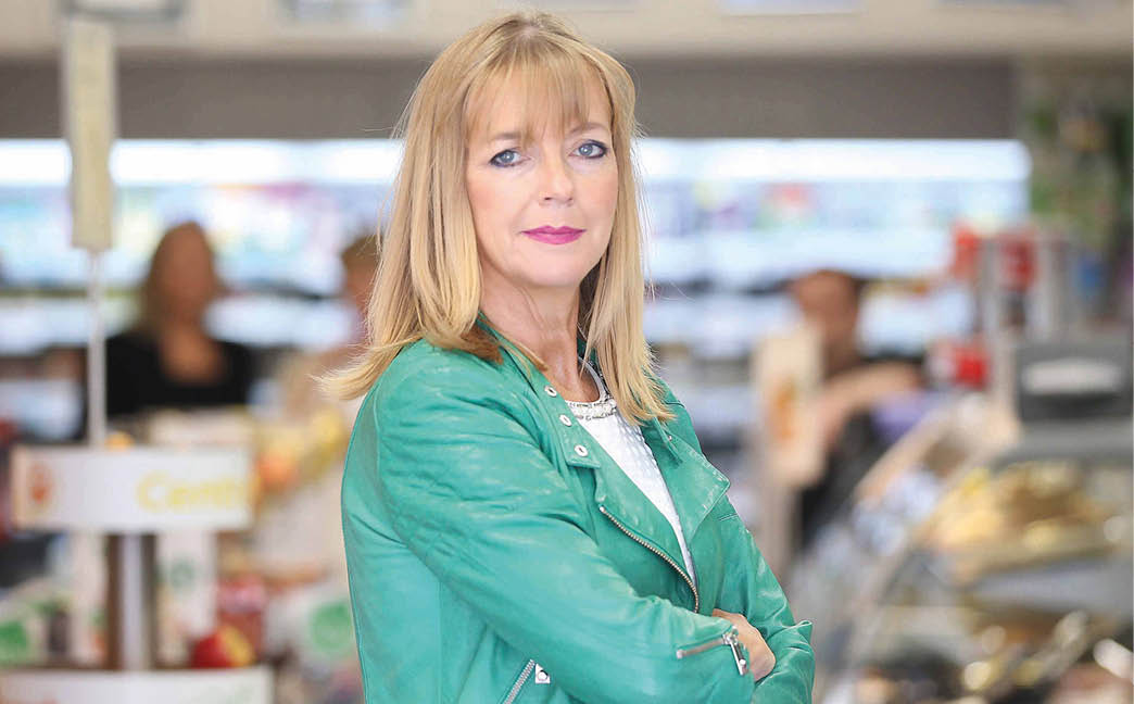 NO REPRO FEE 08 09 2015  RGDATA today launched a new initiative for training owners and staff in shops that are Licensed to sell alcohol  The company behind the development of the new programme, Alcohol ie has offered fully endorsed training in responsible serving practices to the Irish Alcohol Industry since 1999, in conjunction with the Department of Health and Failte Ireland  The RRA Training Programme is an interactive, online program for all staff working in shops, supermarkets convenience stores and forecourt stores where alcohol is sold  It is designed to inform staff about their obligations under the RRAI Voluntary Code of Practice which has been agreed by the mixed trading sector  Pictured are Tara Buckley(whithe dress)Director General of RGDATA, Mary Mitchell O'Connor TD(pink dress) and Mary Kenny, owner of alcohol ie today at launched of a new initiative for training owners and staff in shops that are Licensed to sell alcohol Photography: Sasko Lazarov Photocall Ireland