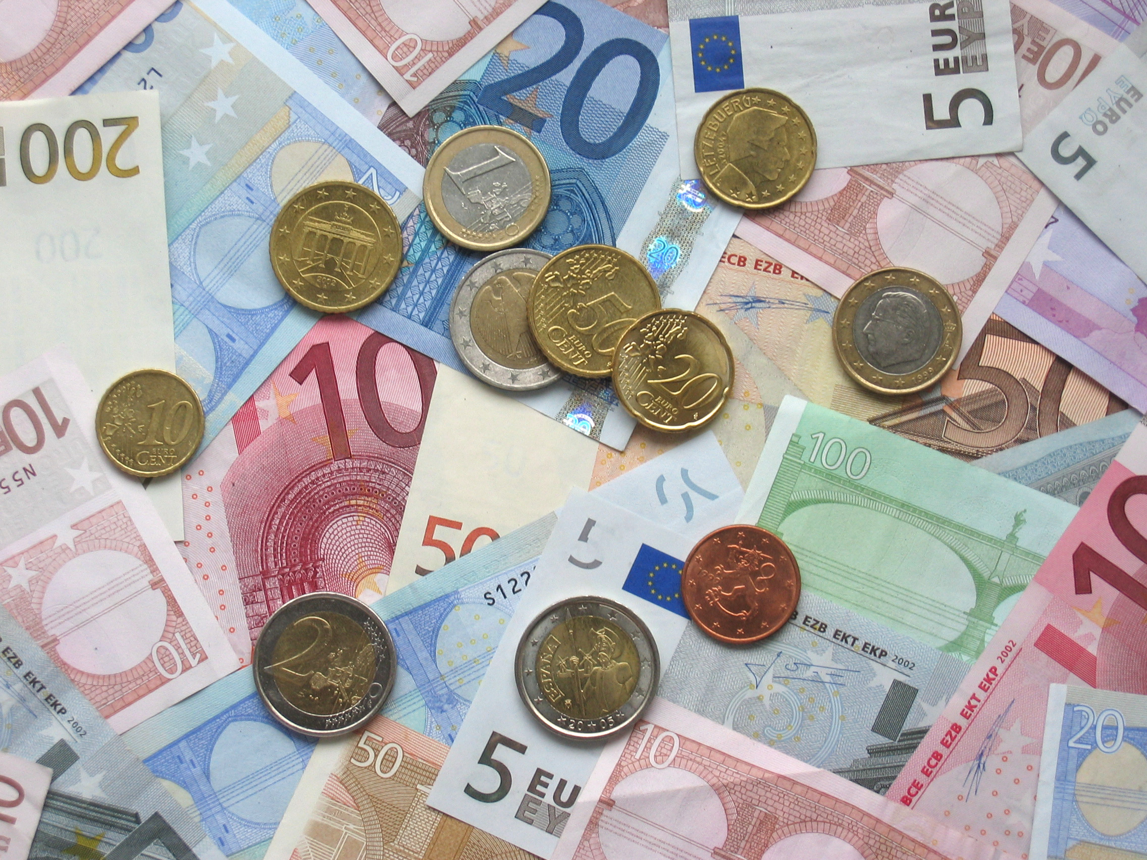 €9.25 NMW ‘lacks economic basis’