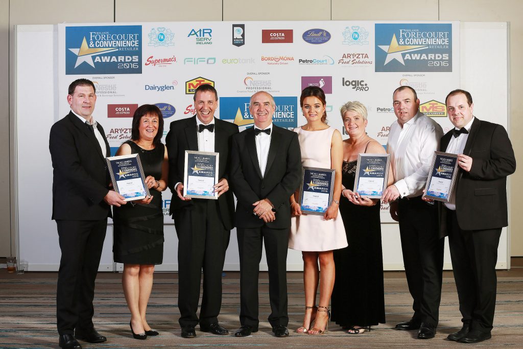 Pictured with their finalists’ certificates are Tommy Conroy and Collette Kelly, Corrib Spar, Ballyhaunis, Co. Mayo; Liam Glynn, Glynn’s Centra, Carnmore, Co. Galway; category sponsor, Eddie Scaife, Bord Na Mona; Aedamain McCaughey, McCaughey’s Service Station, Broomfield, Co. Monaghan’ Lorraine and Ian Elliott, McCool’s SuperValu, Ballymoney and Patrick O’Hanlon, Fitzpatrick’s Spar Express, Co. Kildare