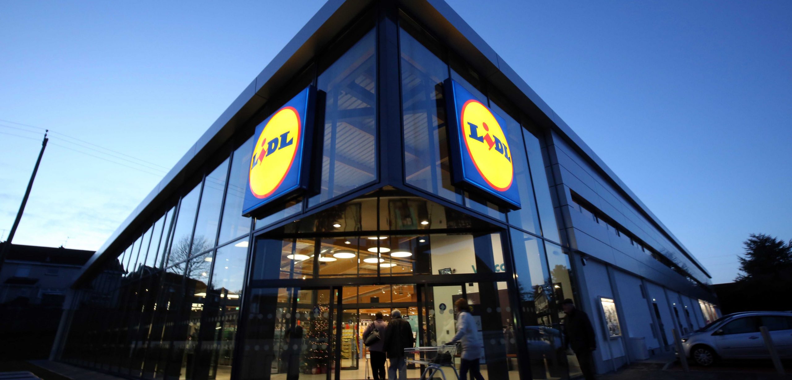 Lidl to be first food retailer in Ireland to offer its employees free weekly antigen test