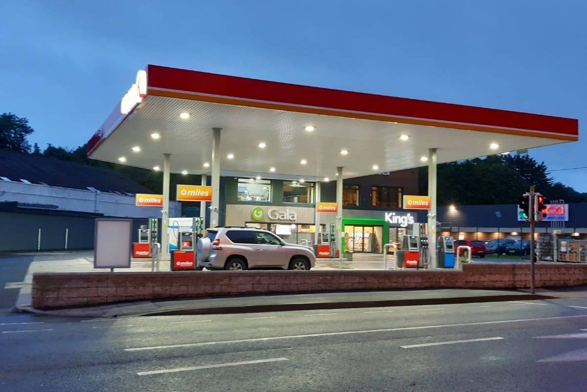 New showcase convenience store and forecourt for King’s Gala