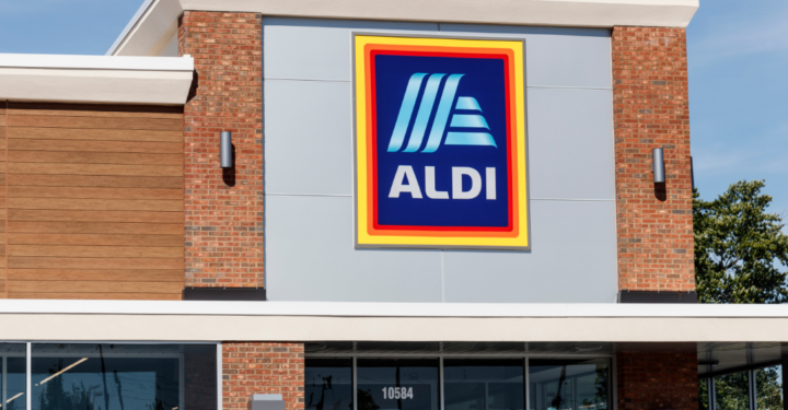 A retail first: Aldi to remove black plastics from its stores