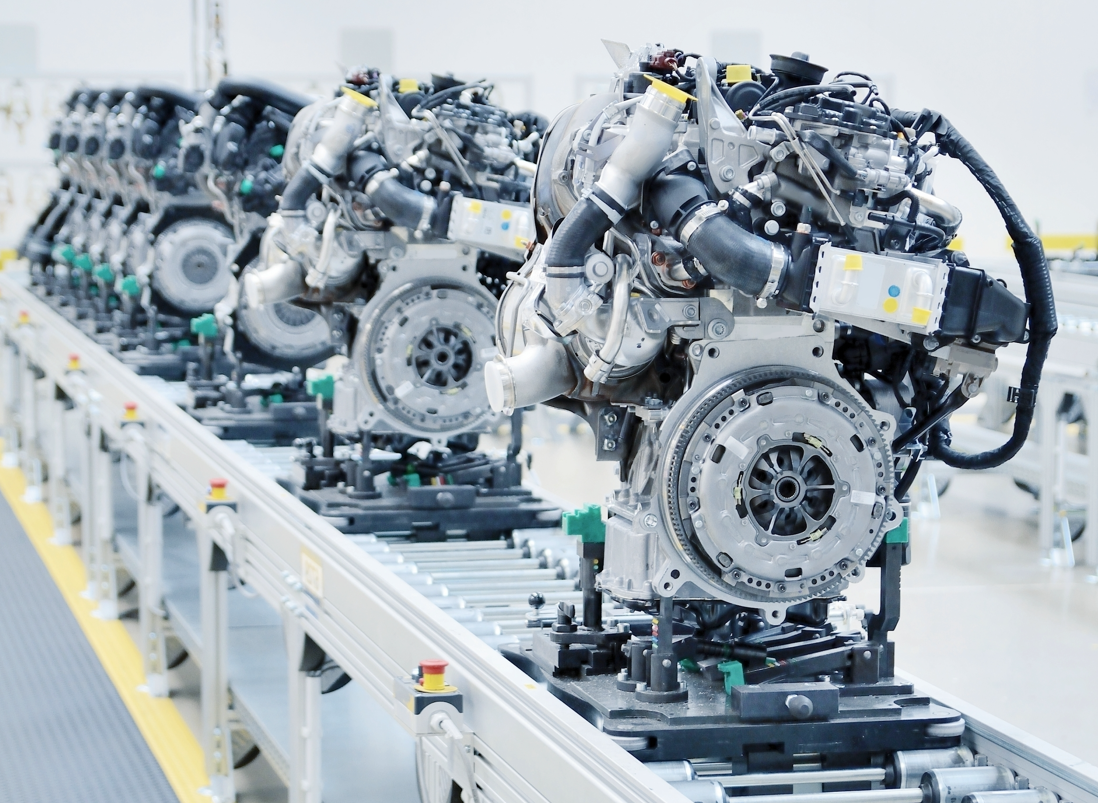 UK engine production dropped by more than 20% in August