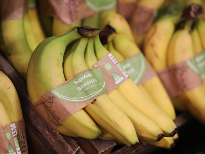 Supervalu Make Big Changes to Sustainable Packaging in the Fruit and Veg Aisle