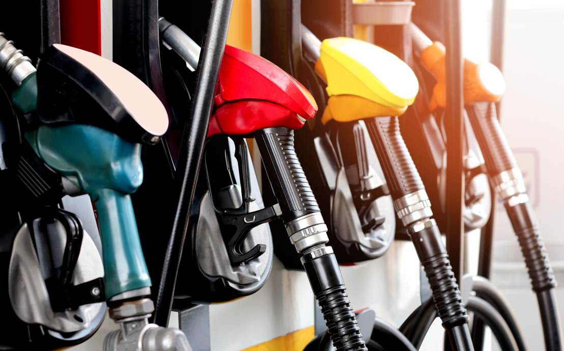 Oil price falls below $100 but UK fuel hits new high