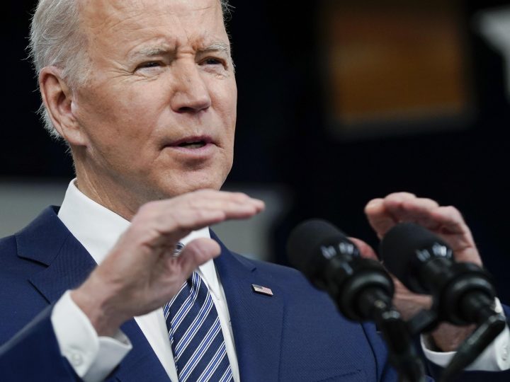 Biden to release 1m barrels of oil a day to ease pump prices