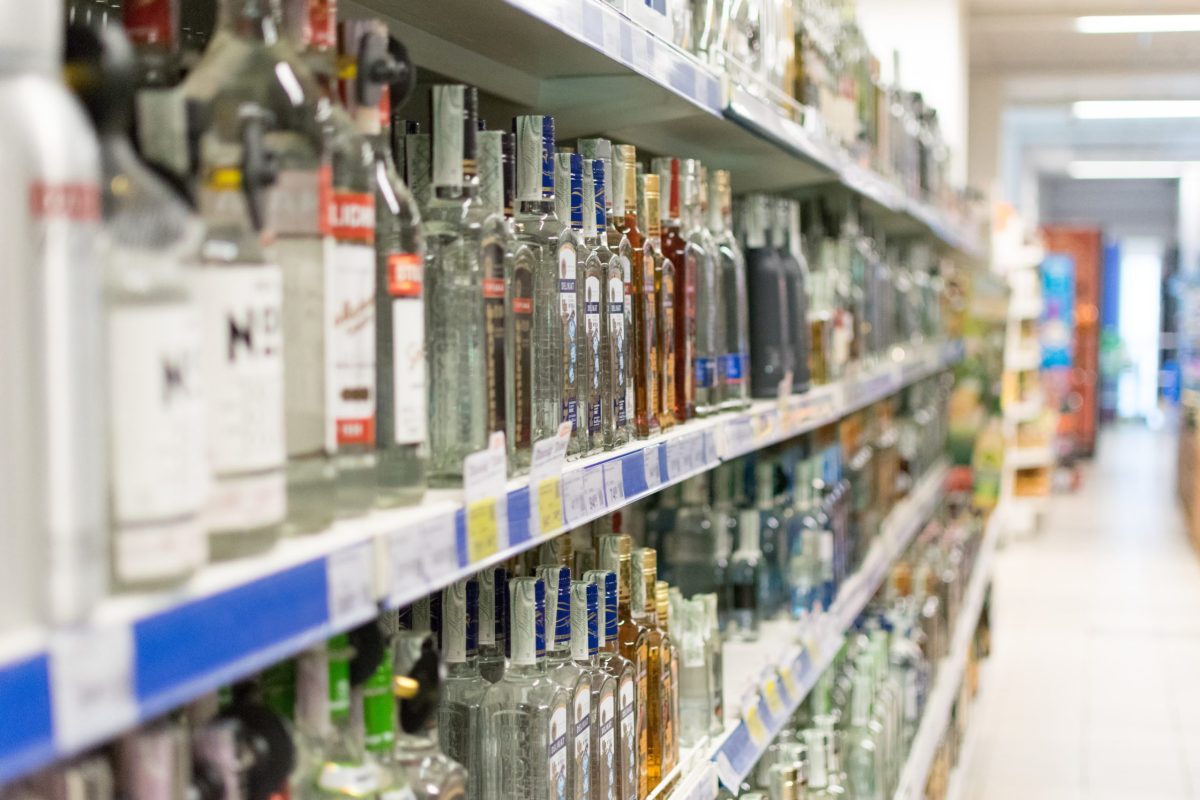 Government warned that banning cheap alcohol will send shoppers north
