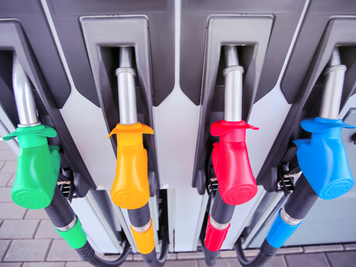 Petrol falls 7p in September but should be lower as retailers take 10p a litre more than normal: RAC