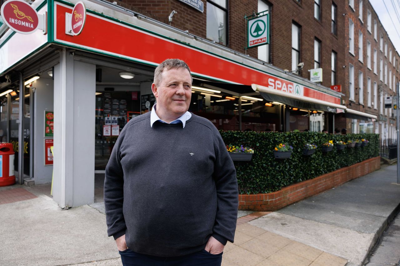 ‘€100 worth of chicken fillet rolls is stolen every week’ says Limerick Retailer