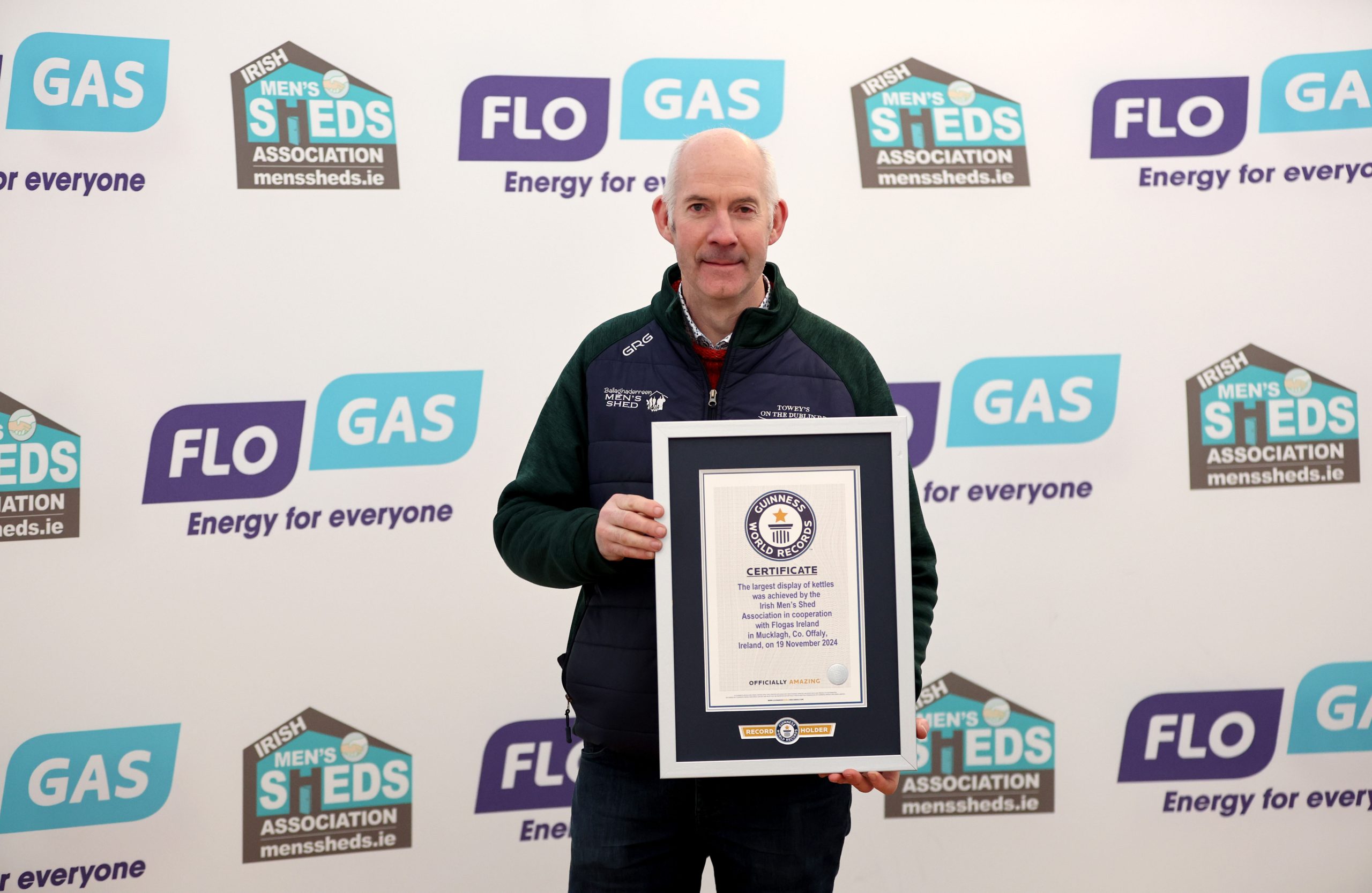 Towey’s Spar owner helps Men’s Shed Association set Guinness World Record