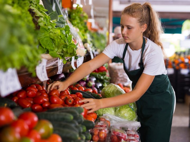 Key Trends for European Grocery Retail in 2025