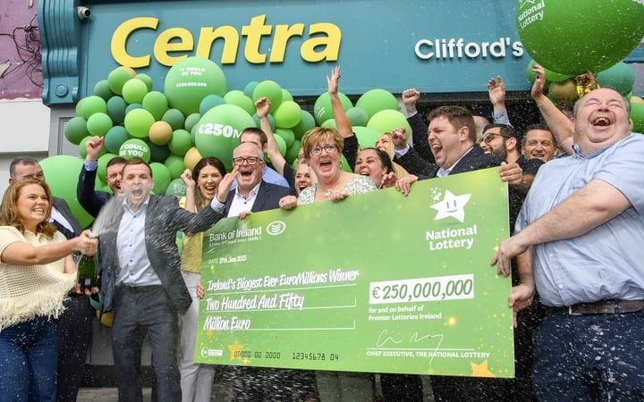Cork city Centra celebrates EuroMillions jackpot sale