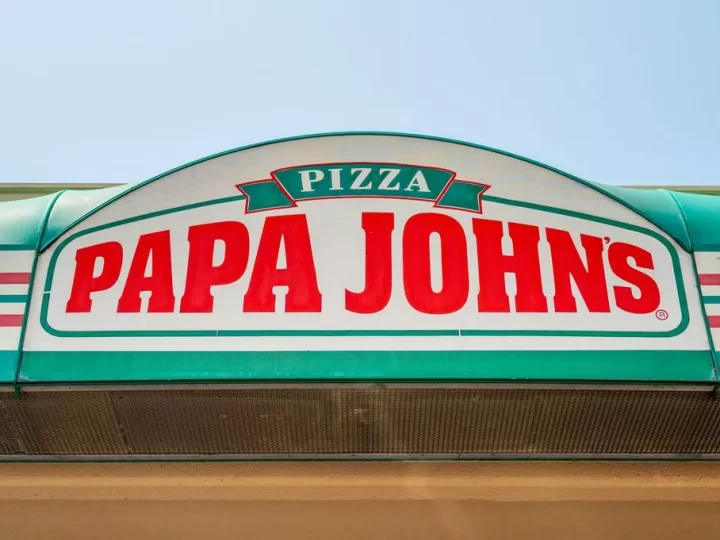 Papa John’s closing 74 UK outlets
