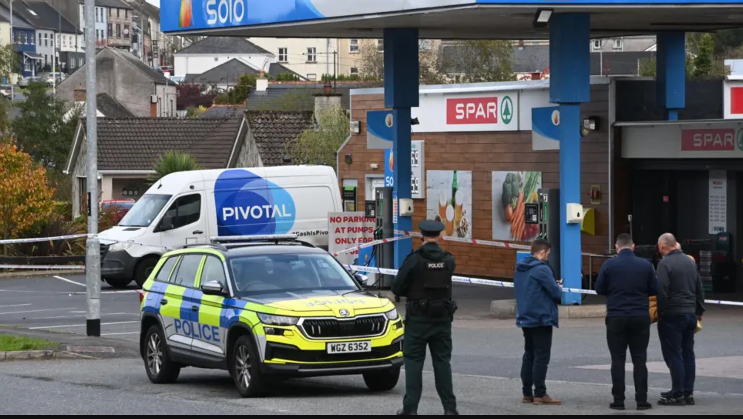 Aughnacloy Forecourt – Security staff threatened during ATM theft