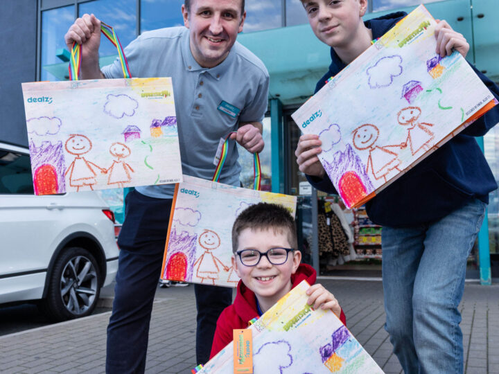 Barretstown and Dealz Launch Special ‘Bag for Life’ Designed by 13-Year-Old Camper Sibling